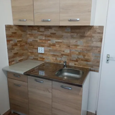Koezponti 2 Apartmán